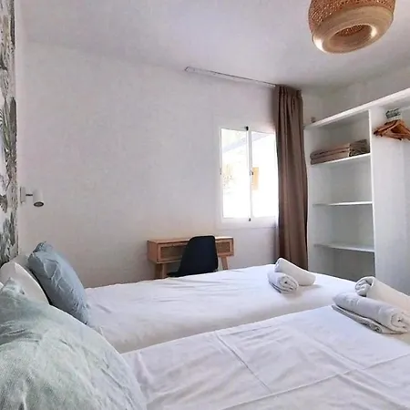 Chez Violette, By Comfortable Luxury *