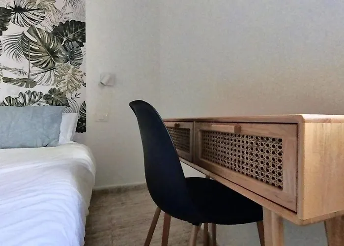 Chez Violette, By Comfortable Luxury *